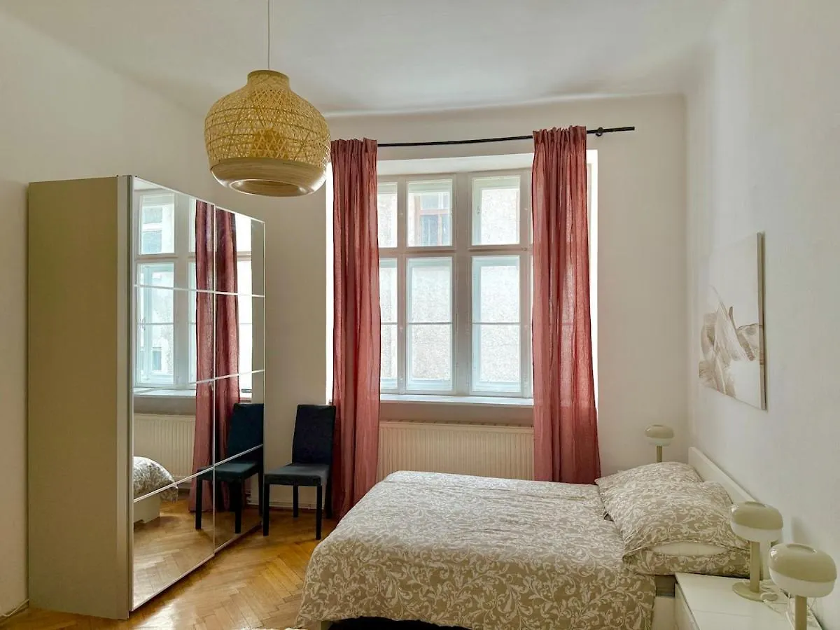 Stylish Calm 2 Bedroom Apartment With Free Parking Vienna Austria